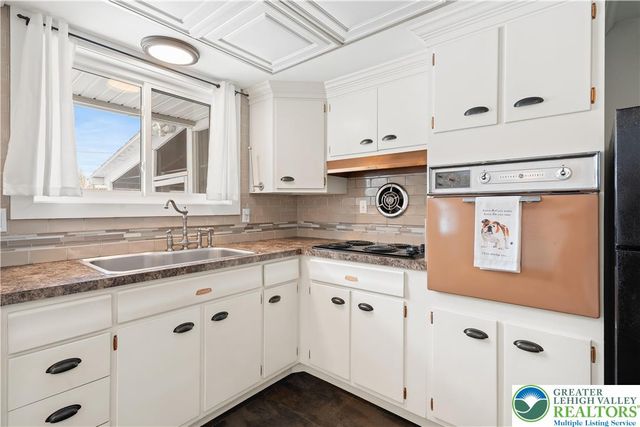 621 Arndt Road, Forks Twp, PA 18040