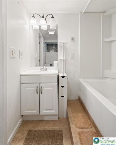 621 Arndt Road, Forks Twp, PA 18040