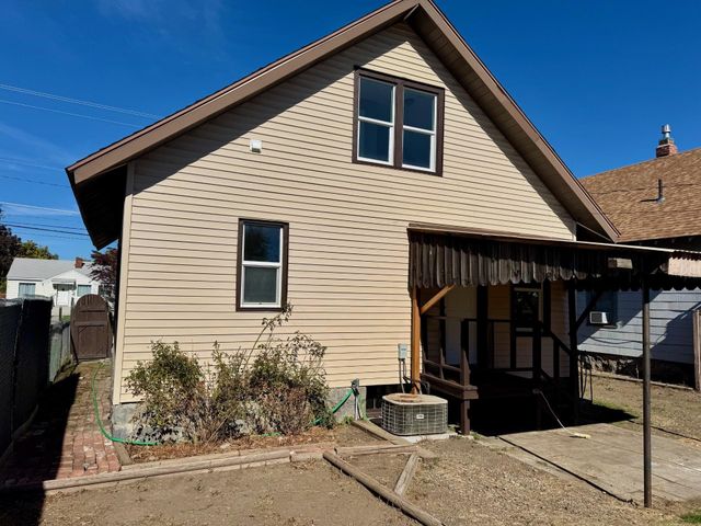 2708 E NORA Ave, Spokane, WA 99207