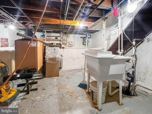 1129 INGLESIDE AVE, Baltimore, MD 21207