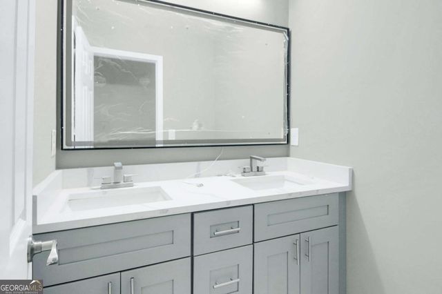 3439 Twin Village Court, Snellville, GA 30039