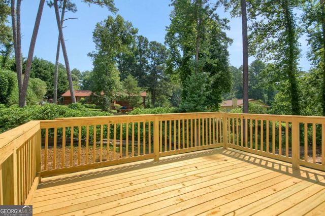 3439 Twin Village Court, Snellville, GA 30039