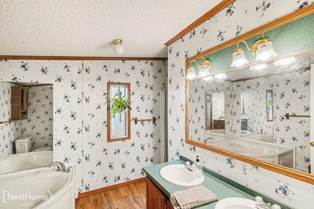5720 Chambers Road, Mayville, MI 48744