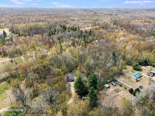 5720 Chambers Road, Mayville, MI 48744