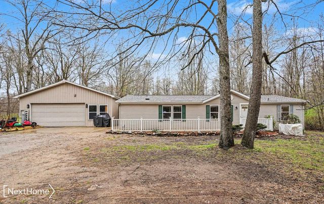 5720 Chambers Road, Mayville, MI 48744