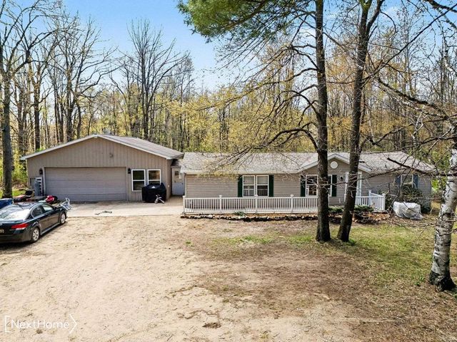 5720 Chambers Road, Mayville, MI 48744
