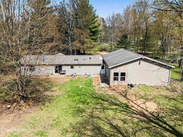 5720 Chambers Road, Mayville, MI 48744