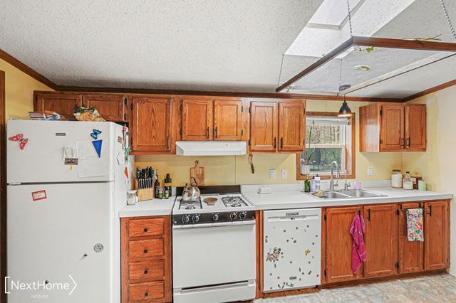 5720 Chambers Road, Mayville, MI 48744