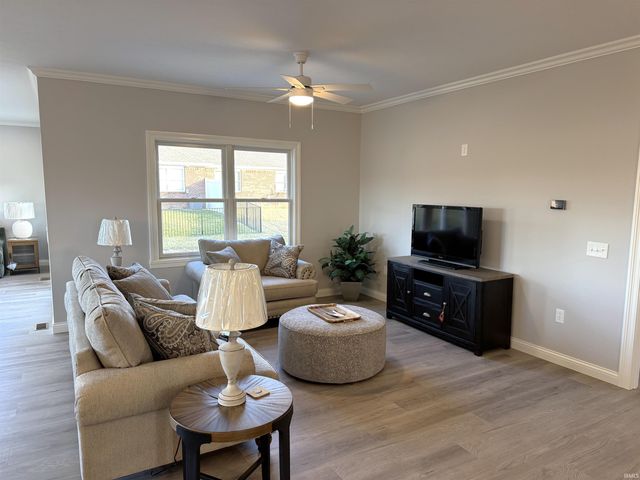 31 Spring Run Drive, Crawfordsville, IN 47933