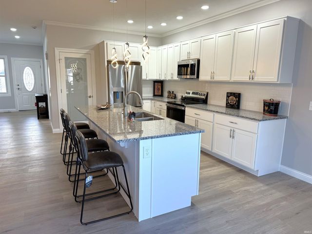 31 Spring Run Drive, Crawfordsville, IN 47933