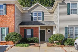 9120 Treyburn Drive, Charlotte, NC 28216