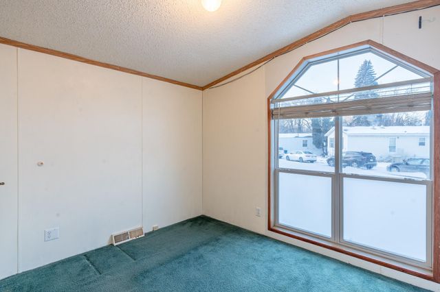 2244 Buckingham Lane, Mounds View, MN 55112