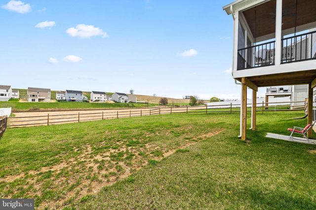 4310 BRENT DR, Spring Grove, PA 17362
