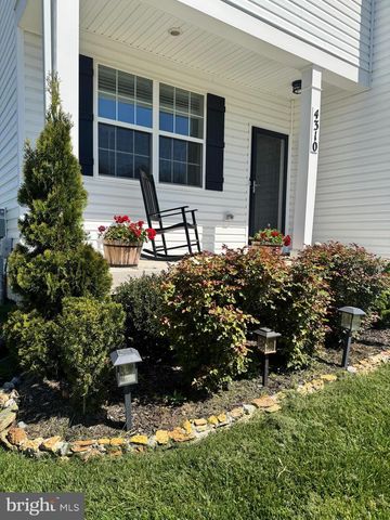 4310 BRENT DR, Spring Grove, PA 17362