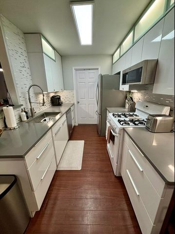 2412 Thornton RD B, Austin, TX 78704