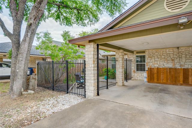2412 Thornton RD B, Austin, TX 78704