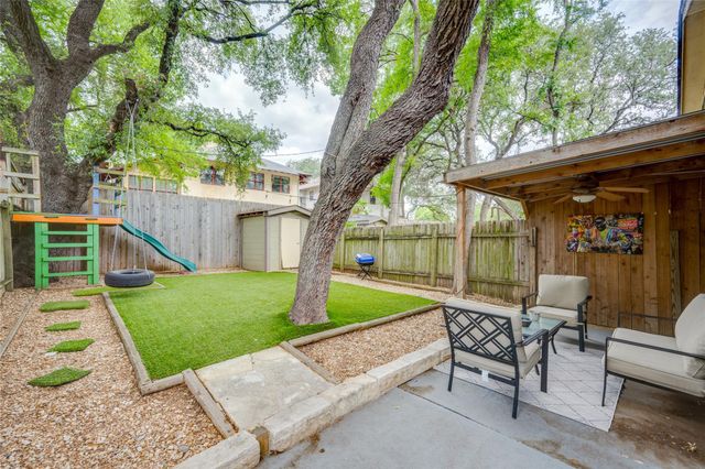 2412 Thornton RD B, Austin, TX 78704