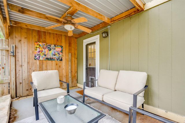 2412 Thornton RD B, Austin, TX 78704