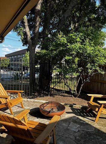 2412 Thornton RD B, Austin, TX 78704