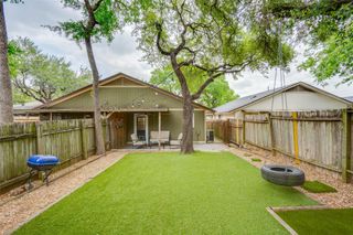2412 Thornton RD B, Austin, TX 78704