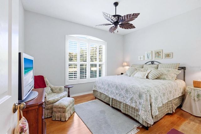 8025 HAMPTON COURT, University Park, FL 34201