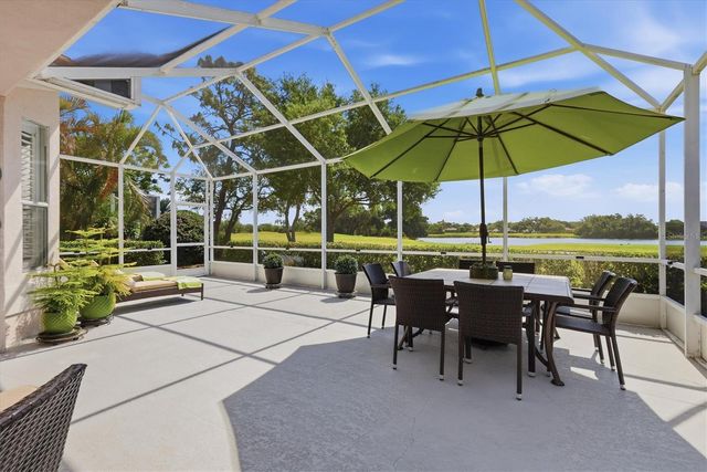 8025 HAMPTON COURT, University Park, FL 34201