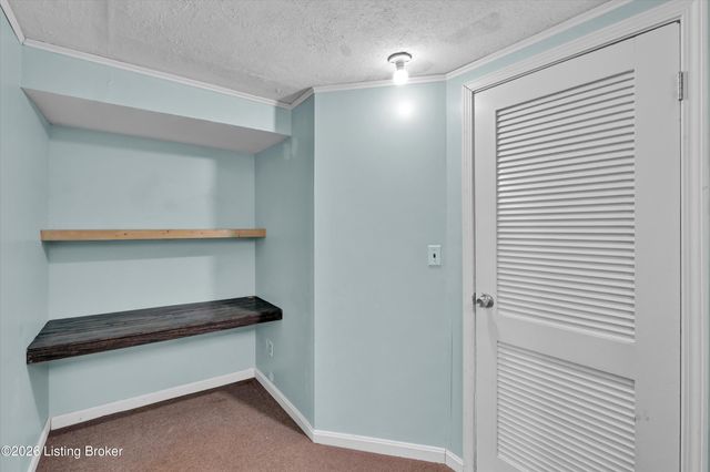 410 Westwood Dr, Louisville, KY 40243