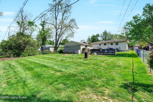 410 Westwood Dr, Louisville, KY 40243