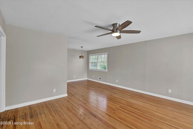 410 Westwood Dr, Louisville, KY 40243