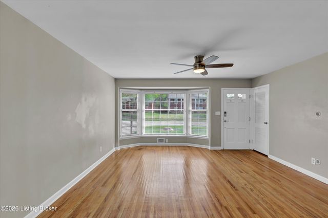 410 Westwood Dr, Louisville, KY 40243