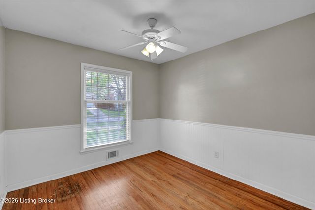 410 Westwood Dr, Louisville, KY 40243