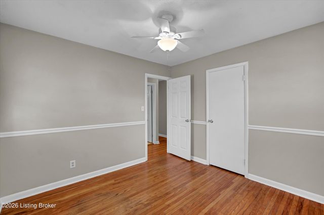 410 Westwood Dr, Louisville, KY 40243