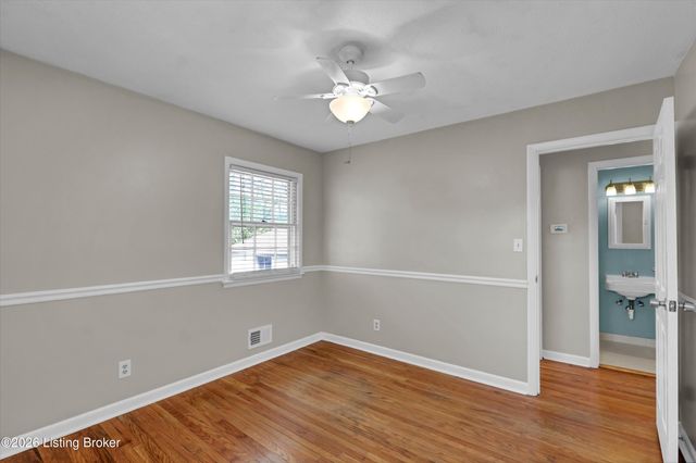 410 Westwood Dr, Louisville, KY 40243