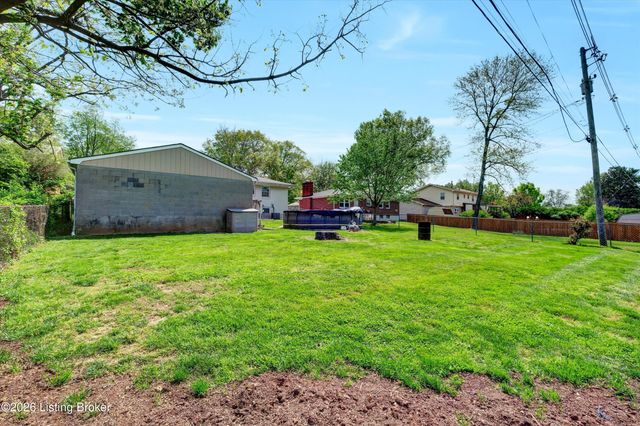 410 Westwood Dr, Louisville, KY 40243