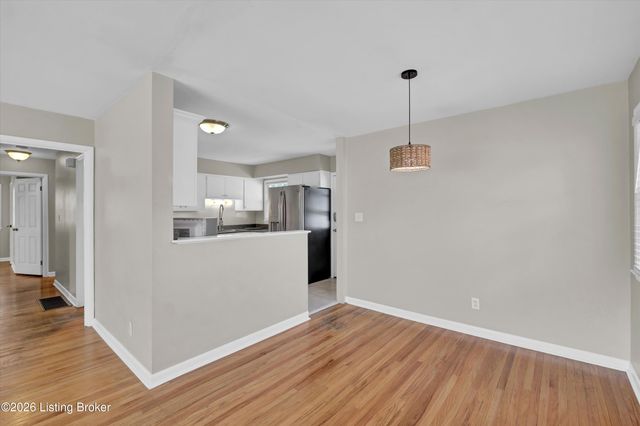 410 Westwood Dr, Louisville, KY 40243