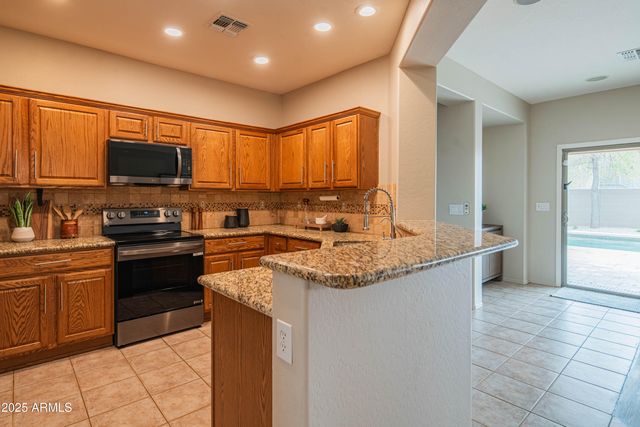 3747 W MEMORIAL Drive, Phoenix, AZ 85086