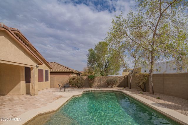 3747 W MEMORIAL Drive, Phoenix, AZ 85086