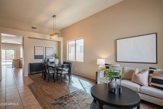 3747 W MEMORIAL Drive, Phoenix, AZ 85086