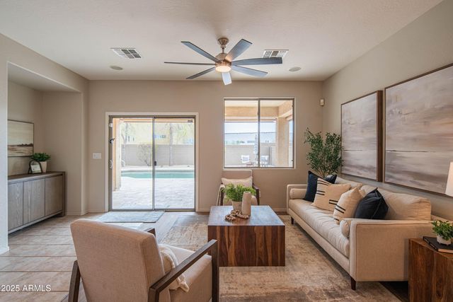 3747 W MEMORIAL Drive, Phoenix, AZ 85086