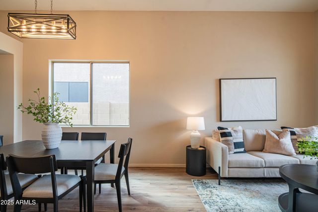 3747 W MEMORIAL Drive, Phoenix, AZ 85086