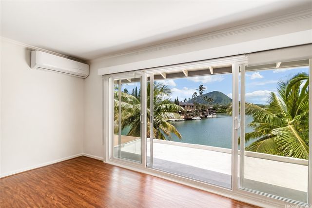 209 Kawaihae Street C2, Honolulu, HI 96825