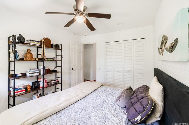 209 Kawaihae Street C2, Honolulu, HI 96825