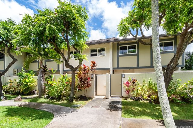 209 Kawaihae Street C2, Honolulu, HI 96825