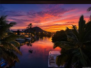 209 Kawaihae Street C2, Honolulu, HI 96825