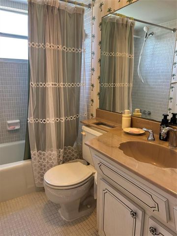 4191 NW 41st Street 312, Lauderdale Lakes, FL 33319