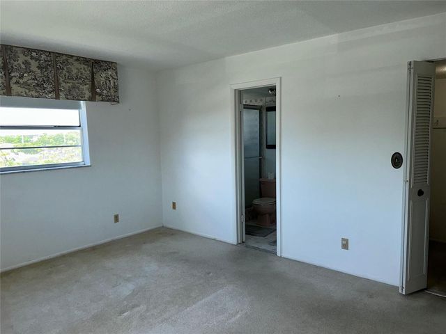 4191 NW 41st Street 312, Lauderdale Lakes, FL 33319