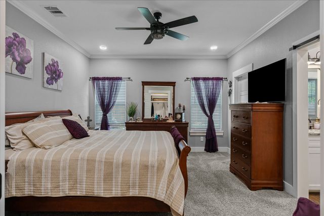 393 E Pennsylvania Avenue, Van, TX 75790