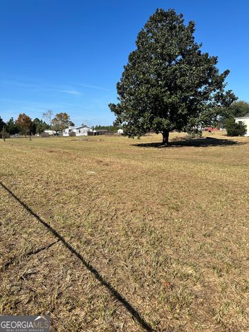 892 Reynolds Road, Folkston, GA 31537