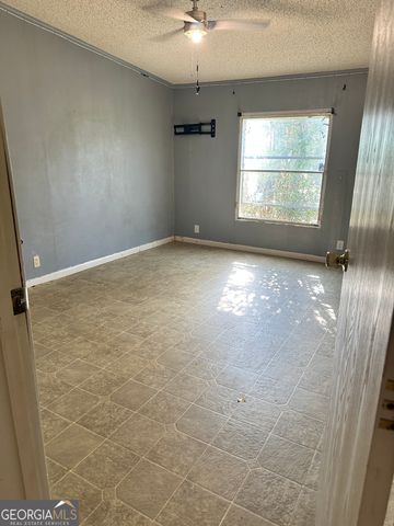 892 Reynolds Road, Folkston, GA 31537