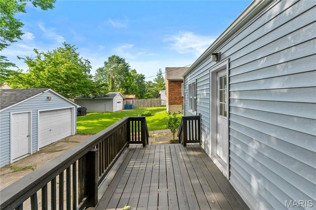 2551 Gerhard Avenue, Maplewood, MO 63143